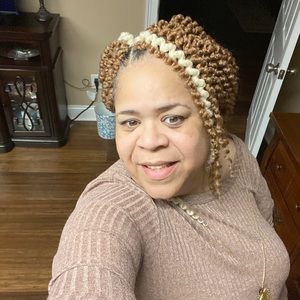 Meet your Posher, Tamiko